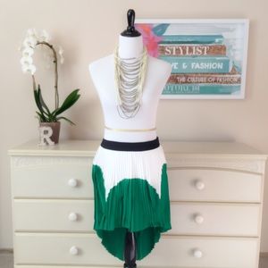 Pleated High Low Skirt